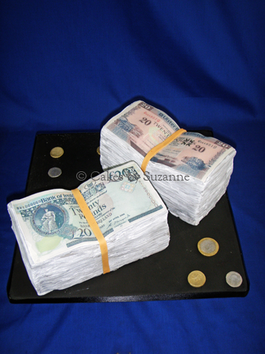 stack of money £20 notes birthday cake